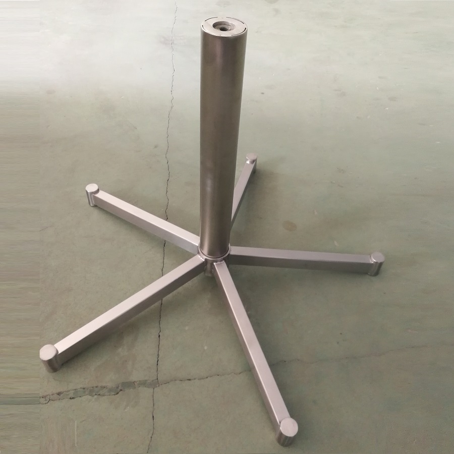 Chair base with 5 legs